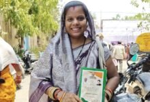 सफलता की कहानी सुनीता जायसवाल को मौके पर मिला राशन कार्ड, चेहरे पर लौटी मुस्कान