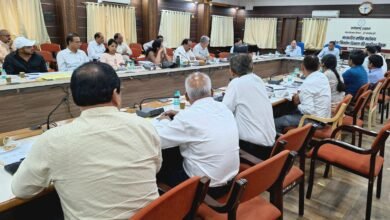 ‘सड़क खंडों के समग्र विकास की कार्ययोजना बनाकर करें काम, भविष्य की जरुरतों के अनुरूप एक साथ स्वीकृत कराएं फ्लाई-ओवर्स’