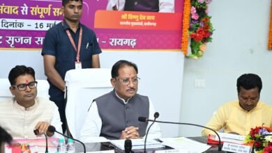 राजस्व प्रकरणों के शीघ्र निराकरण, पेयजल, स्वास्थ्य एवं खरीफ तैयारी पर दिए विशेष निर्देश