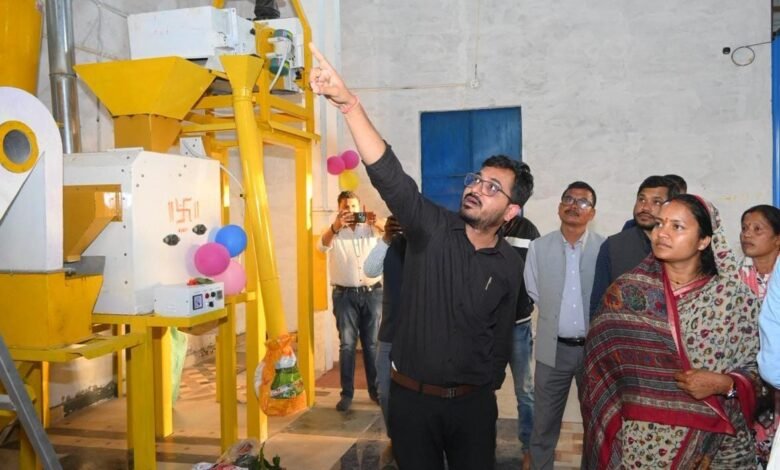 आत्मनिर्भरता, पोषण और बदलाव की नई पहचान बनीं महिला स्व-सहायता समूह आत्मनिर्भरता, पोषण और बदलाव की नई पहचान बनीं महिला स्व-सहायता समूह