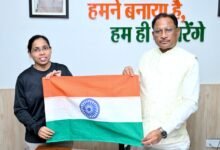 माउंट एवरेस्ट विजेता अमिता श्रीवास के स्वास्थ्य लाभ हेतु राज्य सरकार सजग : मुख्यमंत्री श्री विष्णु देव साय