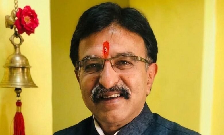 Raipur MIC Meeting: रायपुर के सद्दानी चौक से कोतवाली मार्ग का बदलेगा नाम, अब कहलाएगा स्व. ओमप्रकाश पुजारी मार्ग; MIC बैठक में प्रस्ताव पास Raipur MIC Meeting: रायपुर के सद्दानी चौक से कोतवाली मार्ग का बदलेगा नाम, अब कहलाएगा स्व. ओमप्रकाश पुजारी मार्ग; MIC बैठक में प्रस्ताव पास