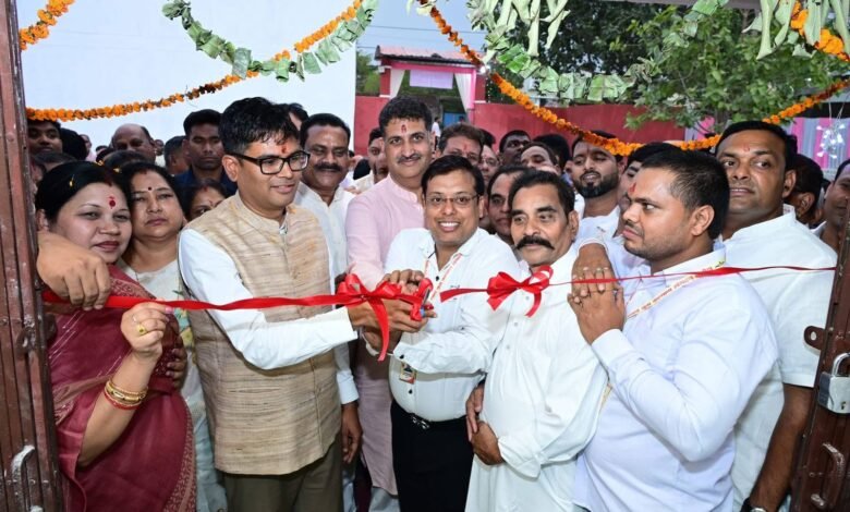 ​जांजगीर-चांपा के कापन और बलौदा में सामाजिक कार्यक्रमों में शामिल हुए वित्त मंत्री