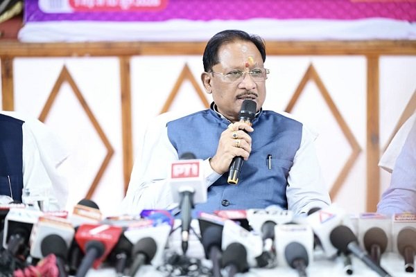 मुख्यमंत्री श्री विष्णुदेव साय ने कहा – हर जरूरतमंद परिवार को सम्मानजनक पक्का आवास उपलब्ध कराना हमारी सरकार की प्राथमिकता