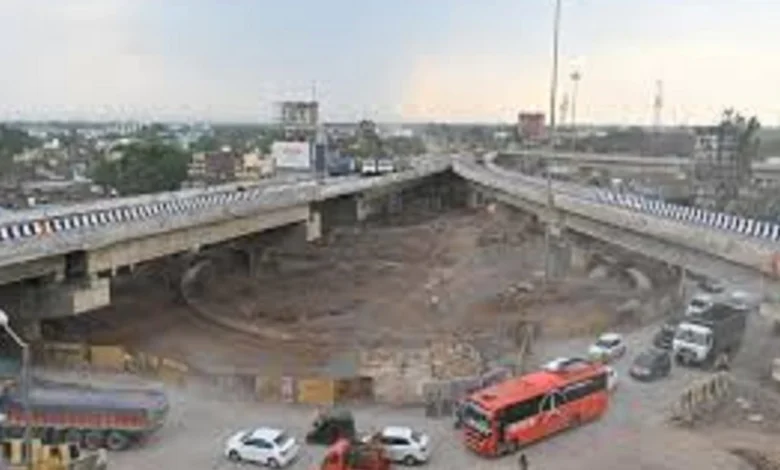 रिंग रोड-2 पर बने रहे तीन फ्लाई-ओवर्स के काम में आएगी तेजी