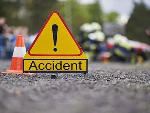 पर्यटकों की गाड़ी हादसे का शिकार, छह लोगों की गई जान