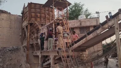 धनसुली में अवैध खनन पर कार्रवाई, दो क्रेशर सील, पर्यावरण नियम तोड़ने पर तीन खदानों को नोटिस