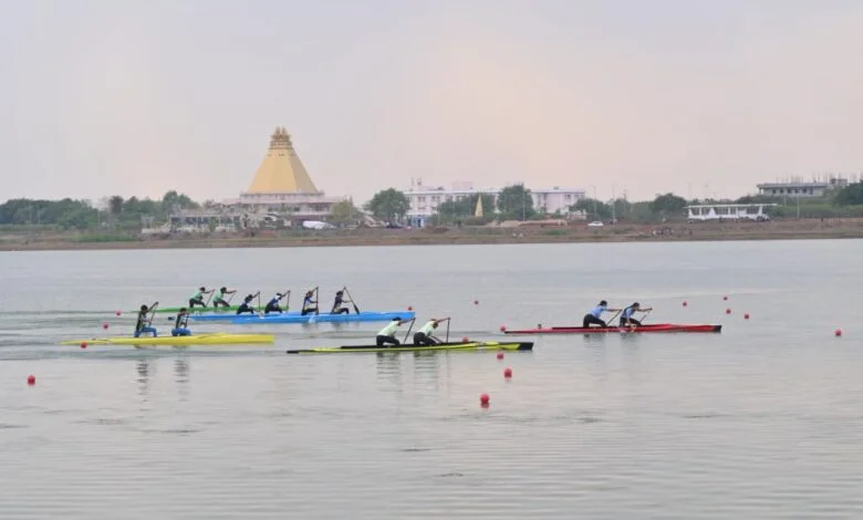 कयाकिंग-कैनोइंग : 24 राज्यों के 810 खिलाड़ी हुए शामिल, मध्यप्रदेश बना ओवरआल चैंपियन कयाकिंग-कैनोइंग : 24 राज्यों के 810 खिलाड़ी हुए शामिल, मध्यप्रदेश बना ओवरआल चैंपियन