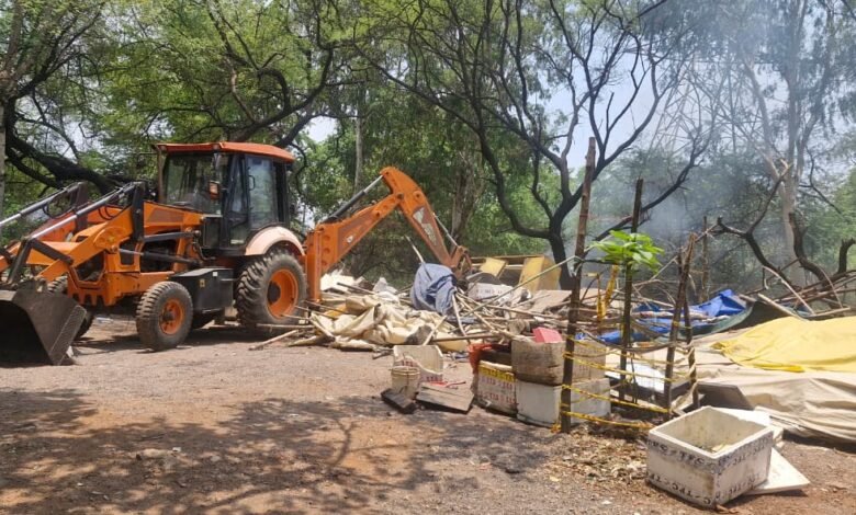 हनोदा माइनर नहर क्षेत्र में अतिक्रमण हटाने की बड़ी कार्रवाई
