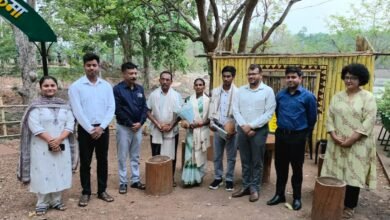 स्वास्थ्य, शिक्षा, अधोसंरचना, कृषि, आवास, पेयजल, राशन एवं सामाजिक सुरक्षा योजनाओं की प्रगति का लिया जायजा