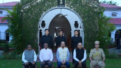राज्यपाल से परिवीक्षाधीन आईएएस अधिकारियों ने की सौजन्य भेंट