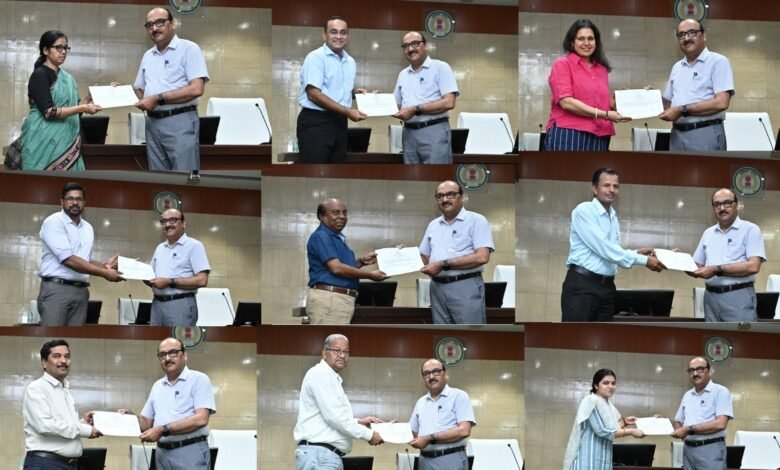 सड़कों और पुलों के निर्माण की धीमी गति पर बिफरे उप मुख्यमंत्री श्री अरुण साव, 2 ठेकेदारों के पंजीयन निरस्त