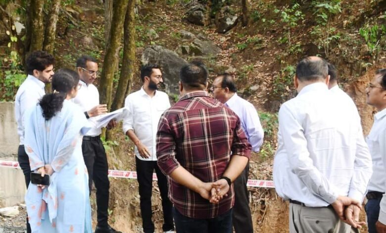 कार्यों में अपेक्षित प्रगति नहीं लाने वाले ठेकेदारों को नोटिस जारी करने तथा ब्लैक-लिस्ट करने के दिए निर्देश कार्यों में अपेक्षित प्रगति नहीं लाने वाले ठेकेदारों को नोटिस जारी करने तथा ब्लैक-लिस्ट करने के दिए निर्देश