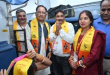 मुख्यमंत्री ने विशेष ट्रेन को हरी झंडी दिखाकर सोमनाथ स्वाभिमान सांस्कृतिक यात्रा का किया शुभारंभ