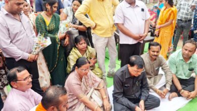 उद्योग मंत्री श्री लखनलाल देवांगन ने सड़क डामरीकरण का कार्य प्रारंभ कराया