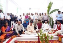 वाणिज्य एवं उद्योग मंत्री श्री लखन लाल देवांगन तथा आवास एवं पर्यावरण मंत्री श्री ओ.पी. चौधरी ने गारमेंट मैन्युफैक्चरिंग यूनिट का किया भूमिपूजन