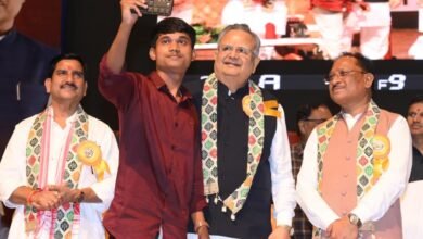 लोकतंत्र सेनानियों का त्याग नई पीढ़ी के लिए प्रेरणा है : मुख्यमंत्री श्री विष्णुदेव साय
