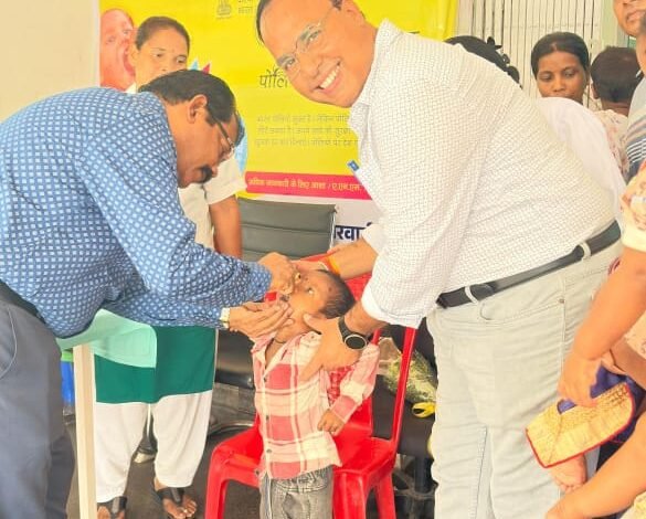 दो बूंदों से सुरक्षित बचपन की ओर बढ़ा जीपीएम, राष्ट्रीय पल्स पोलियो अभियान का शुभारंभ, 53 हजार से अधिक बच्चों को पोलियो की खुराक पिलाने का लक्ष्य