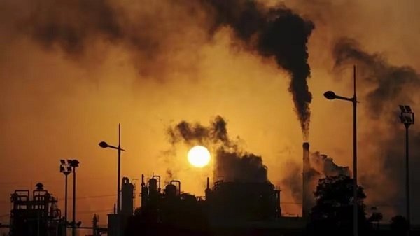 रायपुर क्षेत्र में प्रदूषणकारी उद्योगों पर मंडल की सख्त कार्रवाई