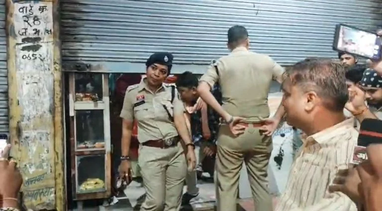 सेक्स रैकेट का भंडाफोड़, बंद पड़ा लॉज बना ठिकाना, पहुंची पुलिस