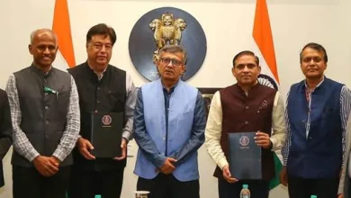 आत्मनिर्भर भारत: रक्षा मंत्रालय ने भारतीय नौसेना के लिए 20 उन्नत क्षमता वाले ग्लोबल नेविगेशन सैटेलाइट सिस्टम जैमर के लिए 449 करोड़ रुपये के अनुबंध पर हस्ताक्षर किए