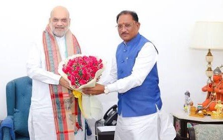 बस्तर में विकास और जनविश्वास का मजबूत हो रहा है आधार: केंद्रीय गृहमंत्री श्री अमित शाह से मिले मुख्यमंत्री विष्णुदेव साय
