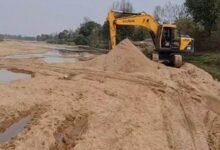 मुख्यमंत्री के सख्त निर्देशों पर अवैध रेत कारोबार के खिलाफ कार्रवाई तेज