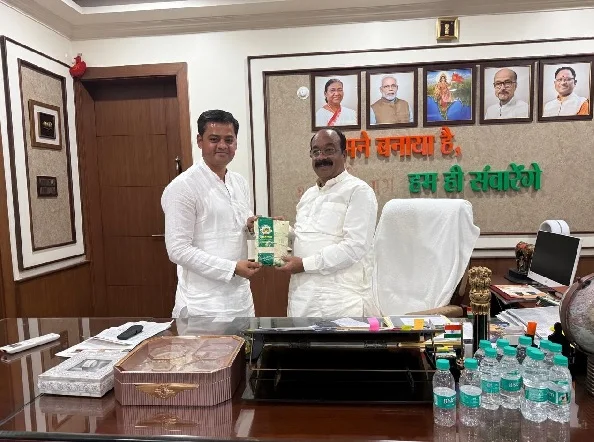 जीपीएम के जैविक विष्णुभोग चावल की खुशबू पहुंची राजधानी रायपुर जीपीएम के जैविक विष्णुभोग चावल की खुशबू पहुंची राजधानी रायपुर