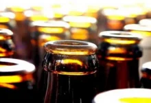 शराब में ओवररेटिंग, आबकारी एसआई सस्पेंड, विक्रेता के खिलाफ भी आबकारी अधिनियम के तहत प्रकरण दर्ज