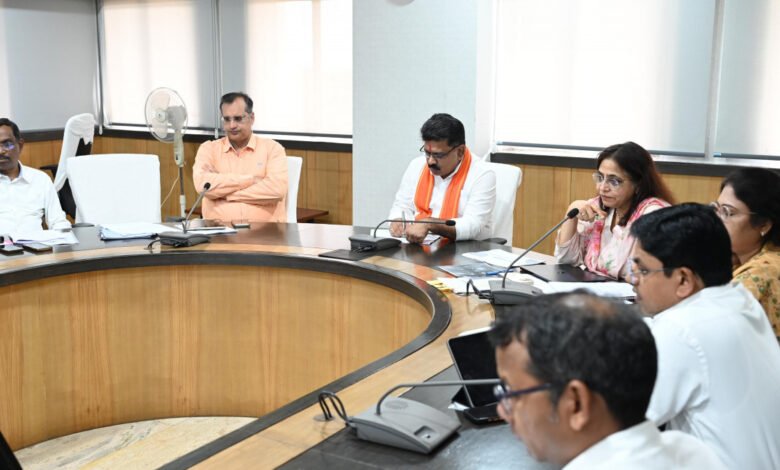 पंचायतों के कार्यों में गुणवत्ता हो सर्वाेच्च प्राथमिकता : उप मुख्यमंत्री श्री विजय शर्मा पंचायतों के कार्यों में गुणवत्ता हो सर्वाेच्च प्राथमिकता : उप मुख्यमंत्री श्री विजय शर्मा