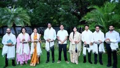 यूपीएससी 2025 के छत्तीसगढ़ टॉपरों ने वित्त मंत्री ओपी चौधरी से की मुलाकात