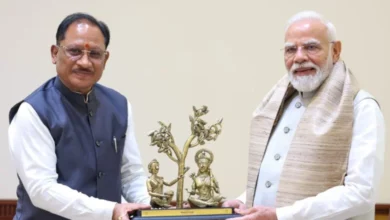 PM मोदी से CM साय ने की भेंट, छत्तीसगढ़ के विकास और ‘बस्तर विजन’ पर हुई चर्चा, राजनांदगांव में ₹10,500 करोड़ की गैस आधारित यूरिया परियोजना PM मोदी से CM साय ने की भेंट, छत्तीसगढ़ के विकास और ‘बस्तर विजन’ पर हुई चर्चा, राजनांदगांव में ₹10,500 करोड़ की गैस आधारित यूरिया परियोजना