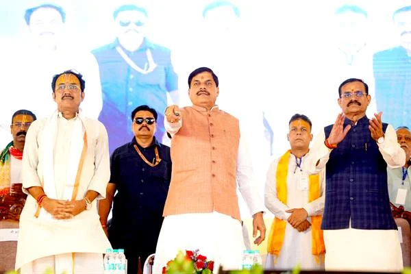 युवाओं के लिए मध्यप्रदेश के 4 महानगरों में प्रारंभ होंगे फास्ट ट्रैक कोर्ट : मुख्यमंत्री