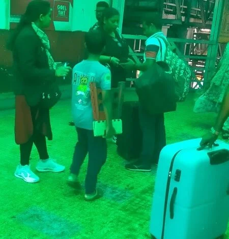 रायपुर स्टेशन पर किलाबंदी टिकट चेकिंग, दो लाख से ज्यादा का मिला राजस्व रायपुर स्टेशन पर किलाबंदी टिकट चेकिंग, दो लाख से ज्यादा का मिला राजस्व