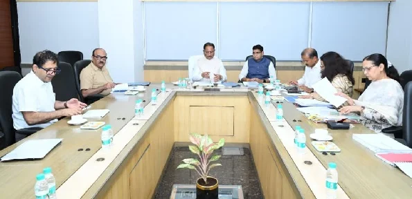 राज्य सरकार के नीतिगत सुधारों एवं नवाचारों से राजस्व प्रशासन में आया सकारात्मक बदलाव : मुख्यमंत्री साय राज्य सरकार के नीतिगत सुधारों एवं नवाचारों से राजस्व प्रशासन में आया सकारात्मक बदलाव : मुख्यमंत्री साय