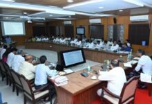 लोक निर्माण विभाग के सचिव ने पुल निर्माण कार्यों की प्रगति की समीक्षा की