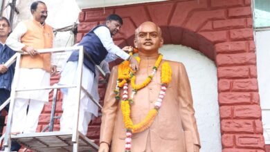 डॉ. श्यामा प्रसाद मुखर्जी की जयंती पर वन मंत्री श्री कश्यप ने अर्पित की पुष्पांजलि
