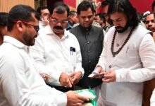 बिहान से जुड़ी स्व-सहायता समूहों की महिलाओं के जैविक उत्पाद को जनप्रतिनिधियों और नागरिकों का भरपूर समर्थन