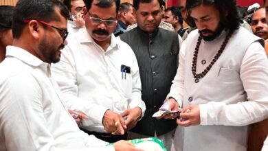 बिहान से जुड़ी स्व-सहायता समूहों की महिलाओं के जैविक उत्पाद को जनप्रतिनिधियों और नागरिकों का भरपूर समर्थन बिहान से जुड़ी स्व-सहायता समूहों की महिलाओं के जैविक उत्पाद को जनप्रतिनिधियों और नागरिकों का भरपूर समर्थन