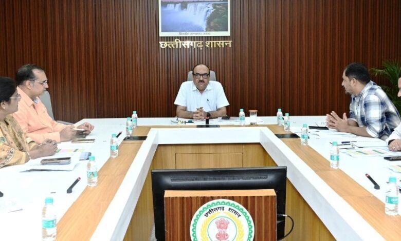 जल जीवन मिशन 2.0 छत्तीसगढ़ में ग्रामीण पेयजल योजनाओं के संचालन और रखरखाव नीति पर उच्च स्तरीय बैठक संपन्न
