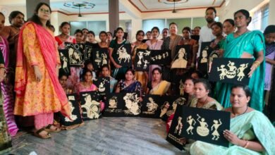आत्मनिर्भरता की ओर बढ़ते कदम आत्मनिर्भरता की ओर बढ़ते कदम