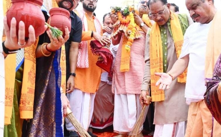 रथयात्रा हमारी आस्था, लोकसंस्कृति, सामाजिक समरसता और जनभागीदारी का जीवंत महापर्व : मुख्यमंत्री श्री विष्णुदेव साय रथयात्रा हमारी आस्था, लोकसंस्कृति, सामाजिक समरसता और जनभागीदारी का जीवंत महापर्व : मुख्यमंत्री श्री विष्णुदेव साय