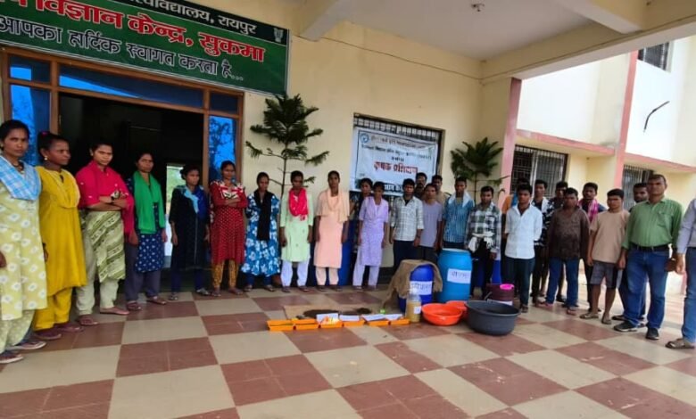 हिंसा का रास्ता छोड़ आत्मनिर्भरता की राह पर बढ़े युवा हिंसा का रास्ता छोड़ आत्मनिर्भरता की राह पर बढ़े युवा