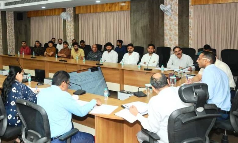 लोक निर्माण विभाग के सचिव ने जेलों में निर्माणाधीन कार्यों की प्रगति की समीक्षा की लोक निर्माण विभाग के सचिव ने जेलों में निर्माणाधीन कार्यों की प्रगति की समीक्षा की