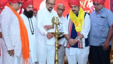 पूज्य छत्तीसगढ़ सिंधी पंचायत द्वारा आयोजित ‘मुखी संवाद’ कार्यक्रम में मुख्य अतिथि के रूप में शामिल हुए राज्यपाल पूज्य छत्तीसगढ़ सिंधी पंचायत द्वारा आयोजित ‘मुखी संवाद’ कार्यक्रम में मुख्य अतिथि के रूप में शामिल हुए राज्यपाल
