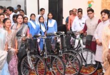 ​धमतरी में विभागीय कार्यों की समीक्षा बैठक- बाढ़ आपदा से निपटने के दिए पुख्ता निर्देश
