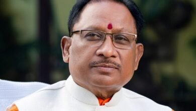 मुख्यमंत्री श्री विष्णु देव साय ने किया योग को जन-जन तक पहुंचाने का आह्वान मुख्यमंत्री श्री विष्णु देव साय ने किया योग को जन-जन तक पहुंचाने का आह्वान