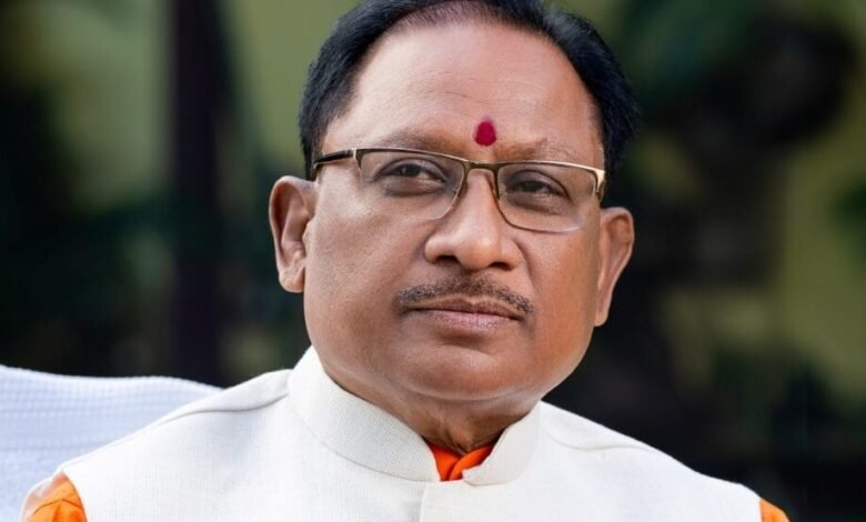 मुख्यमंत्री श्री विष्णु देव साय ने किया योग को जन-जन तक पहुंचाने का आह्वान मुख्यमंत्री श्री विष्णु देव साय ने किया योग को जन-जन तक पहुंचाने का आह्वान