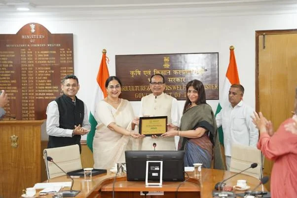 शिवराज सिंह चौहान ने लॉन्च किया ‘प्रगति’ प्रोजेक्ट, 20 हजार कृषि-उद्यमी और 20 लाख किसानों को सशक्त बनाने का संकल्प शिवराज सिंह चौहान ने लॉन्च किया ‘प्रगति’ प्रोजेक्ट, 20 हजार कृषि-उद्यमी और 20 लाख किसानों को सशक्त बनाने का संकल्प