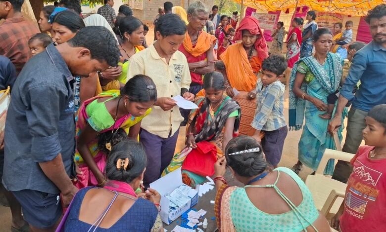 अबूझमाड़ के दुर्गम अंचलों तक पहुँची ‘सुशासन एक्सप्रेस’ अबूझमाड़ के दुर्गम अंचलों तक पहुँची ‘सुशासन एक्सप्रेस’